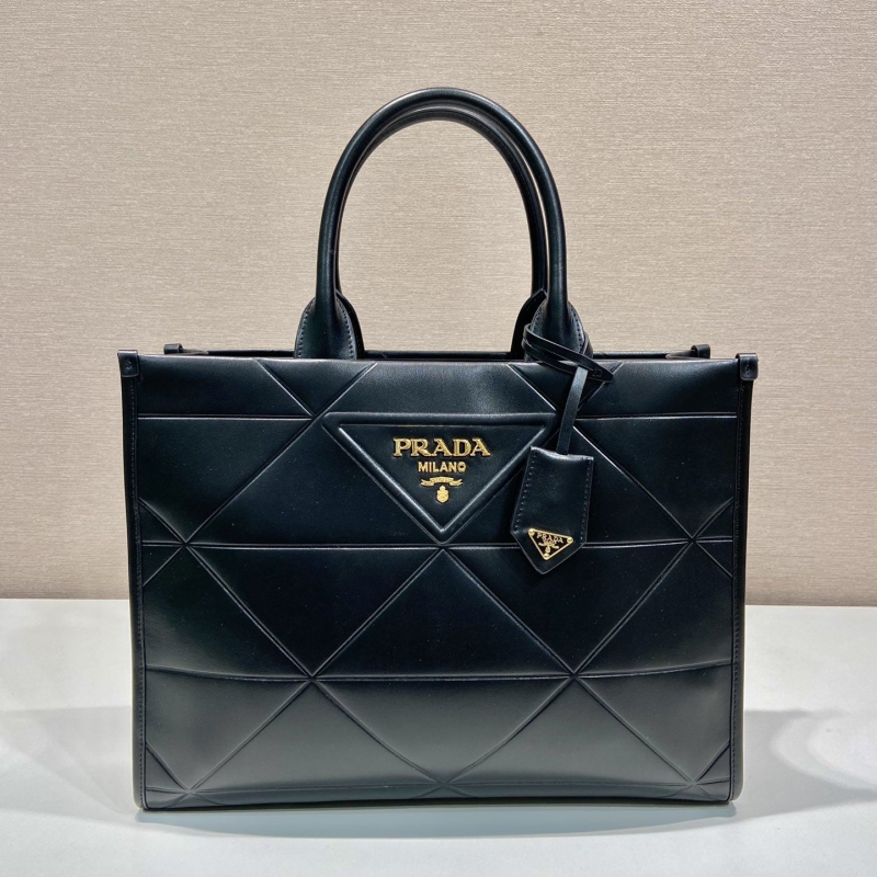 Pra*a tote bags